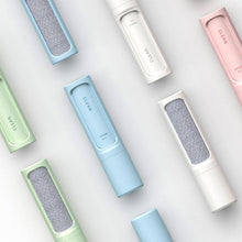 Load image into Gallery viewer, Self Cleaning Hair and Fur Lindt Remover